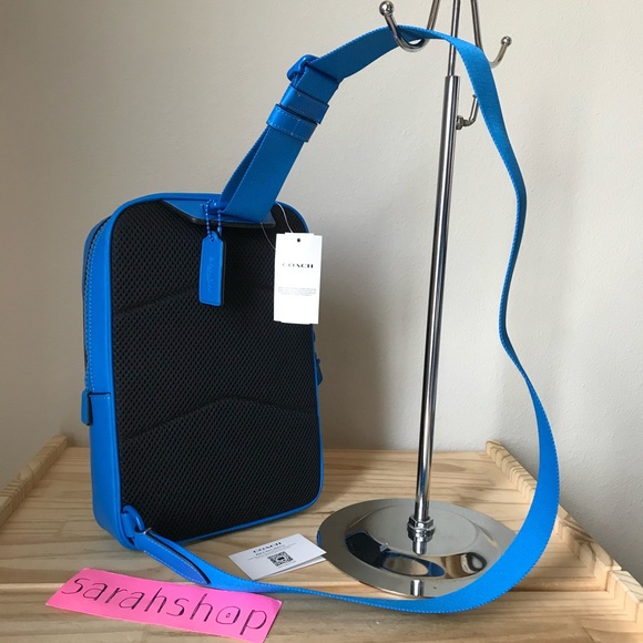 ✅Coach Sling Pack Men - Picture 2 of 13